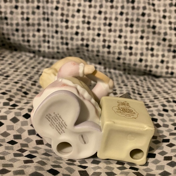 A Special Toast To Precious Moments - Picture 6 of 6